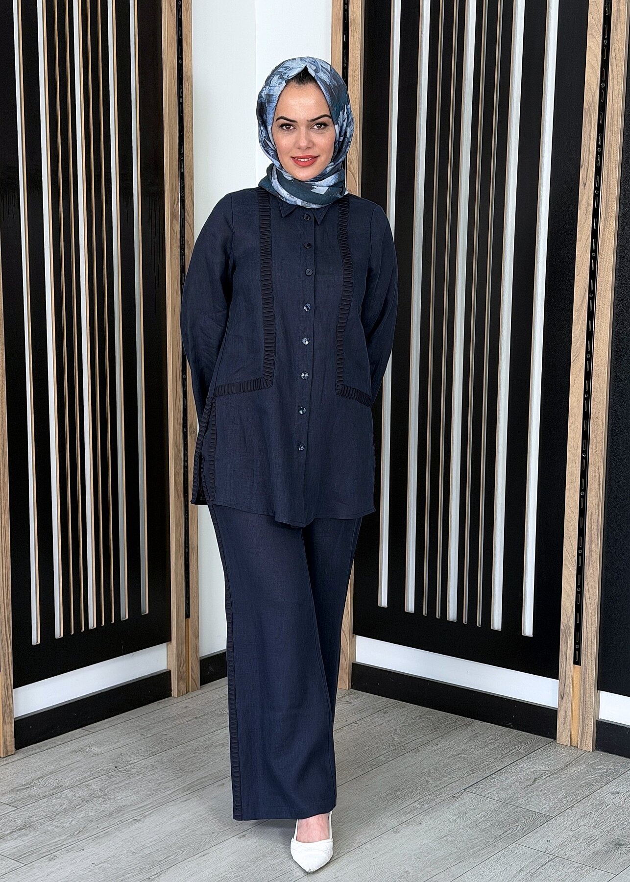 Miss Dalida Bekletme Detaylı Bol Paça Keten Pantolon Dark Navy - 2