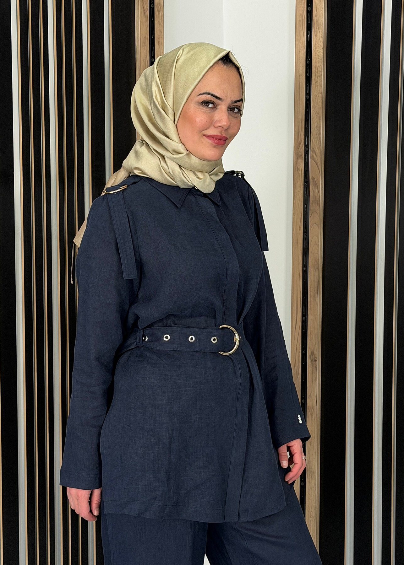 Miss Dalida Gizli Patlı Omuz Detaylı Keten Gömlek Dark Navy - 2