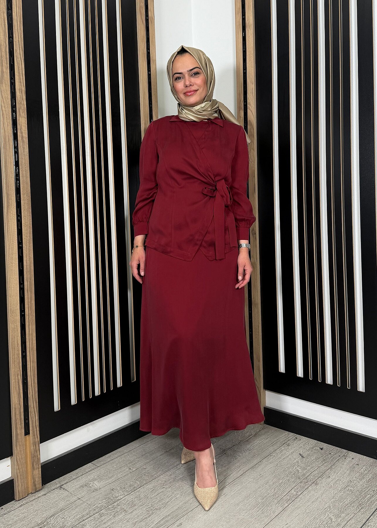 Miss Dalida Rahat Kesim Düz Renk Kumaş Etek Cherry - 1