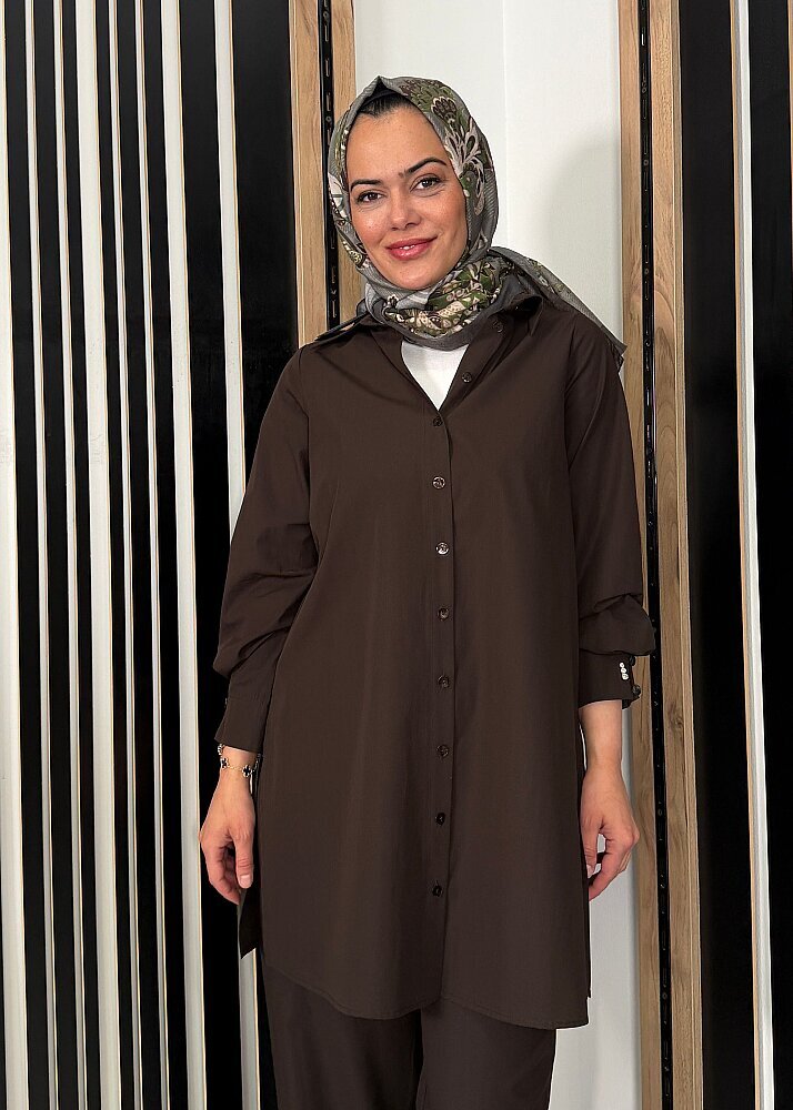 Miss Dalida Yanları Yırtmaçlı Düz Renk Poplin Gömlek Cacao - 3