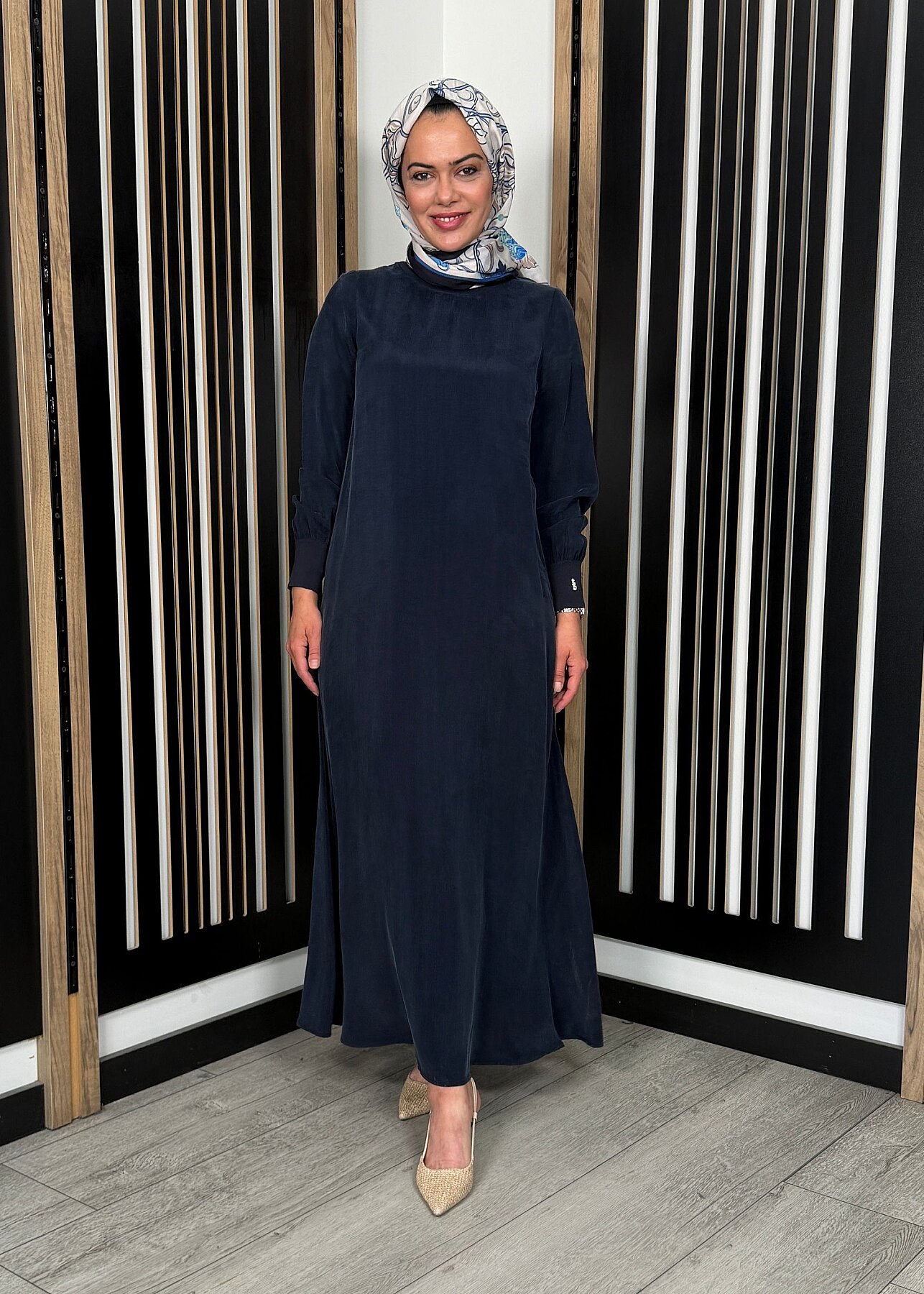 Miss Dalida Yuvarlak Yaka Cupro Uzun Elbise Dark Navy - 6