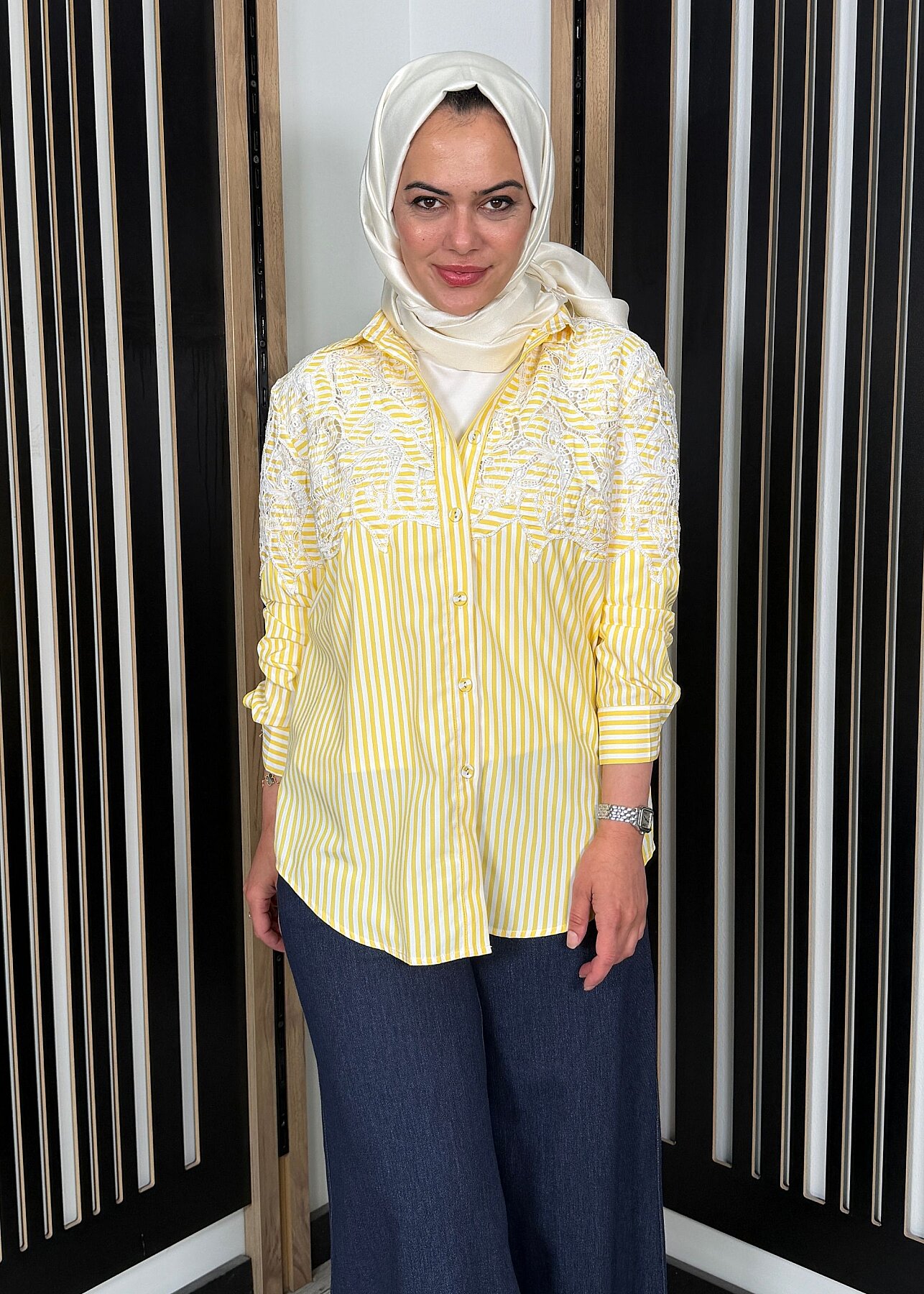 Nazlınur Collection Brode Detaylı Çizgili Gömlek SARI - 2
