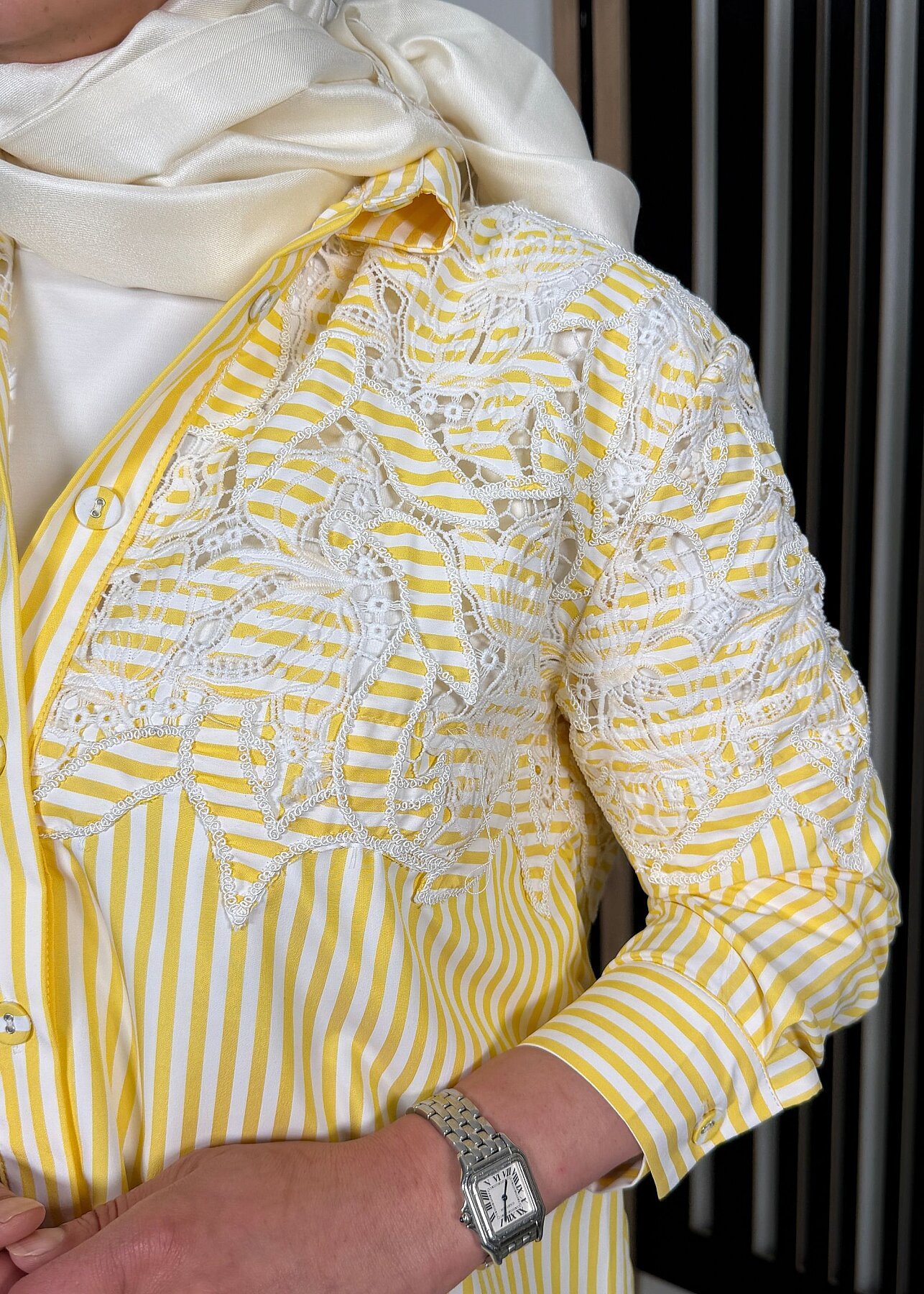Nazlınur Collection Brode Detaylı Çizgili Gömlek SARI - 4