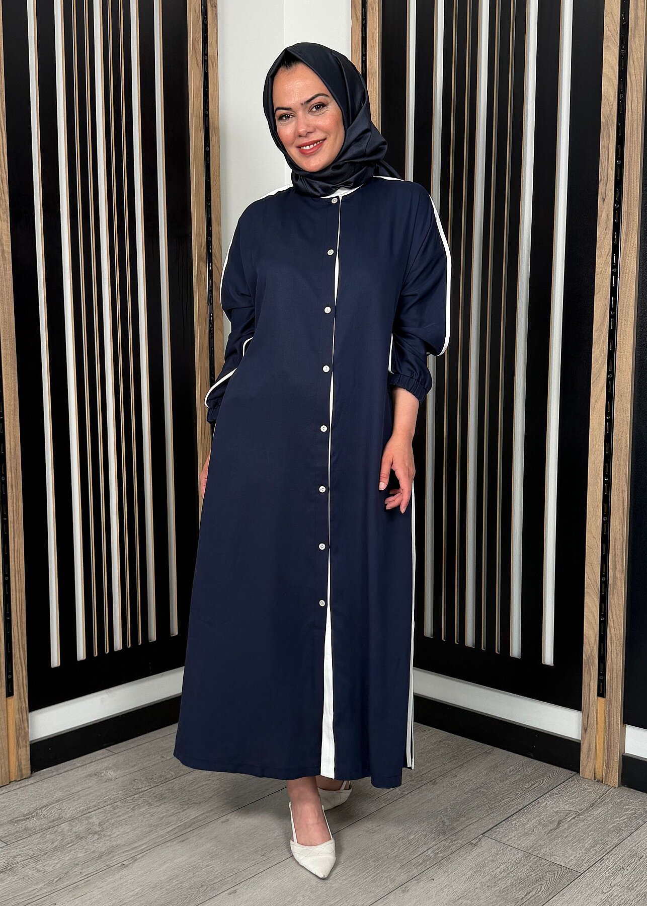 Nazlınur Collection Çizgi Detaylı Yanları Yırtmaçlı Kap LACİVERT - 5