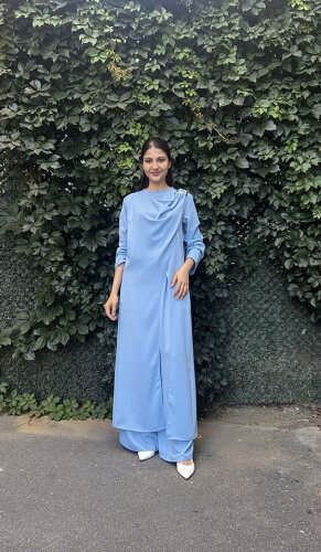 Nazlınur Collection Omuzu Detaylı Konkort Kumaş Takım Gök Mavisi