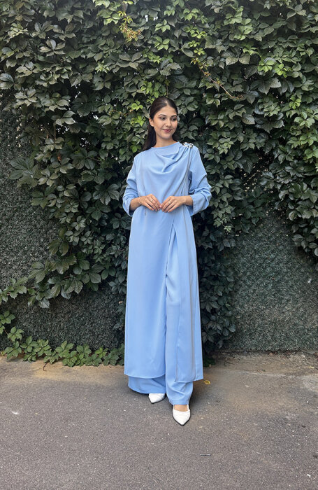 Nazlınur Collection Omuzu Detaylı Konkort Kumaş Takım Gök Mavisi - 2