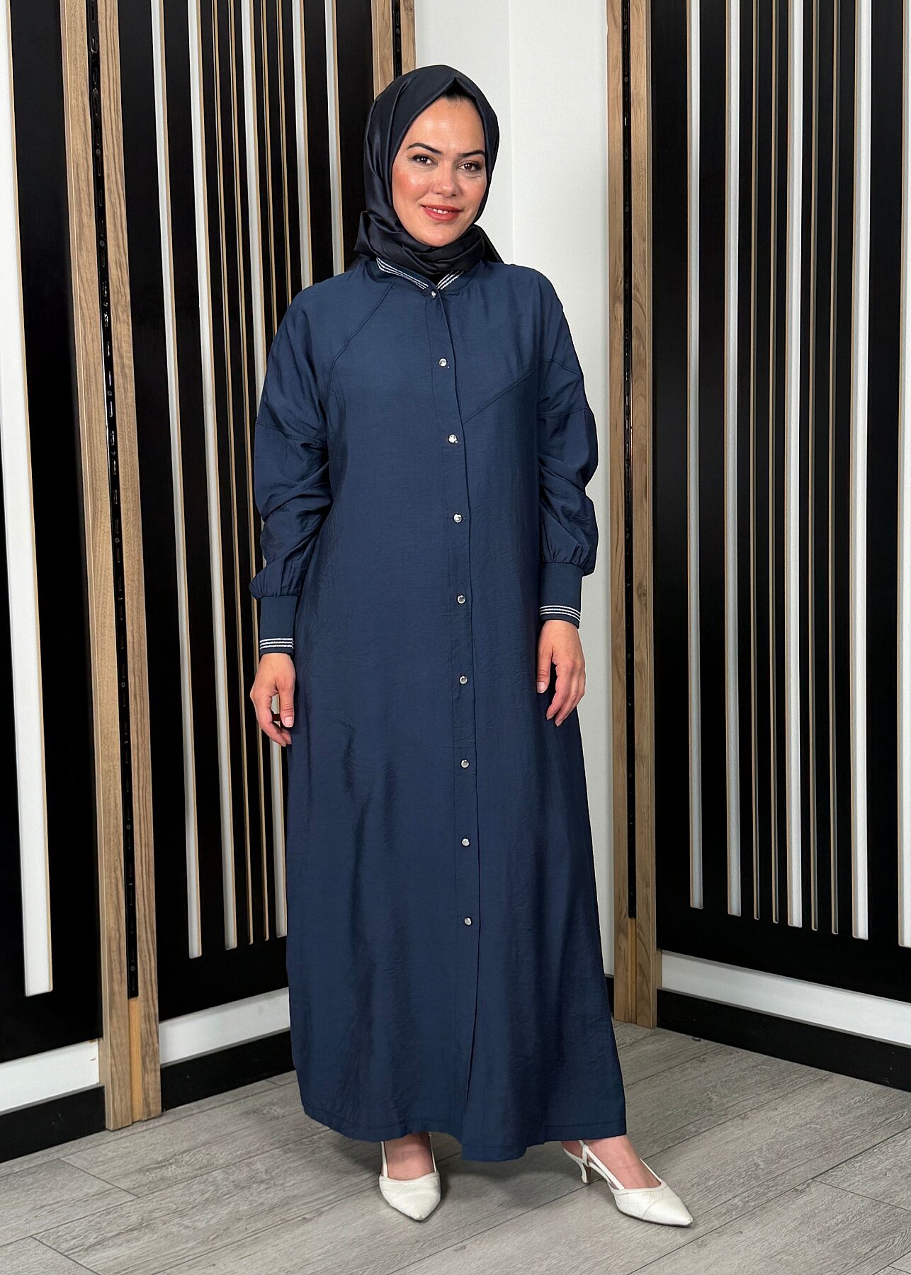 Nazlınur Collection Önü Çıtçıtlı Yakası Lastikli Kap LACİVERT - 5