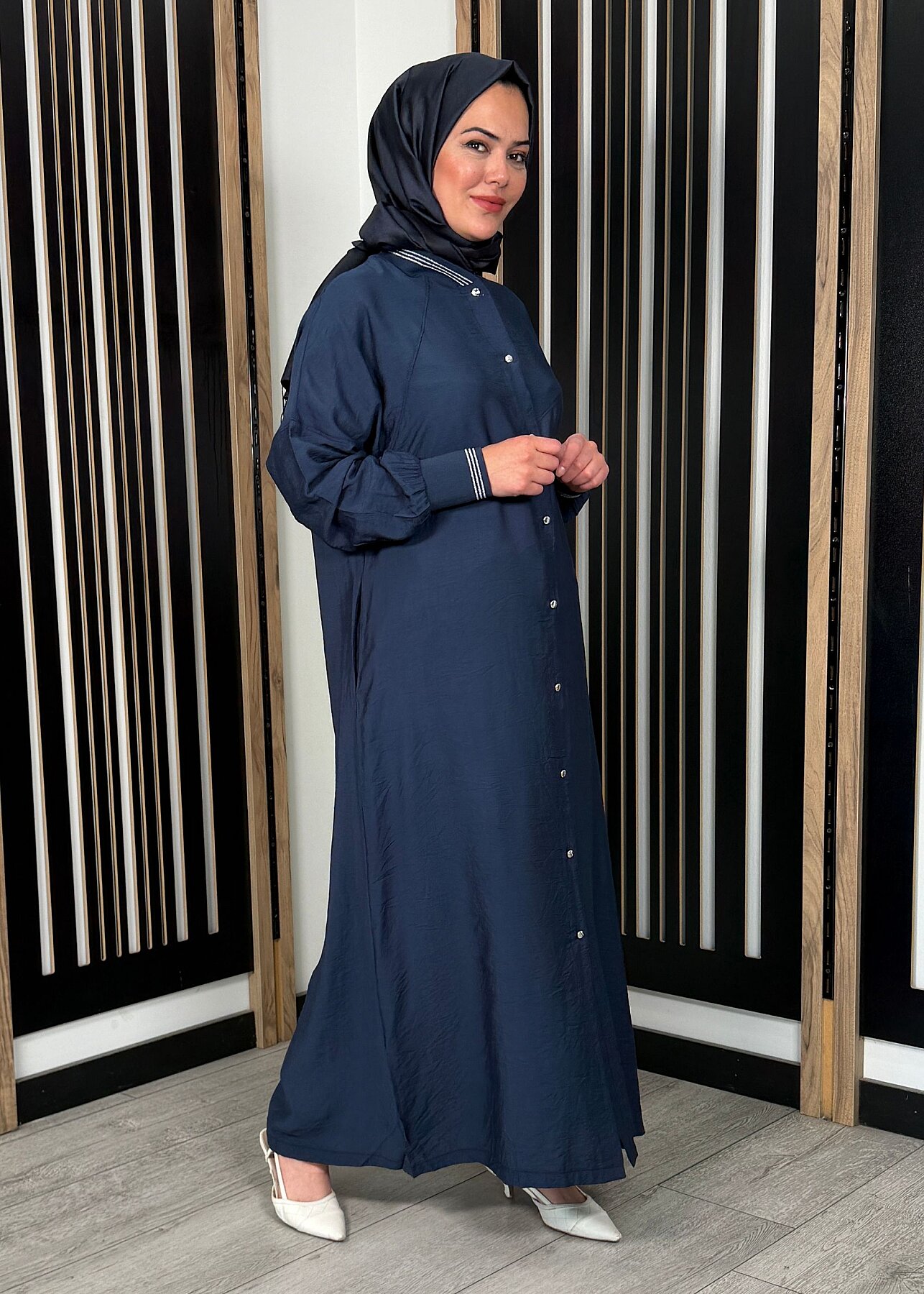 Nazlınur Collection Önü Çıtçıtlı Yakası Lastikli Kap LACİVERT - 7