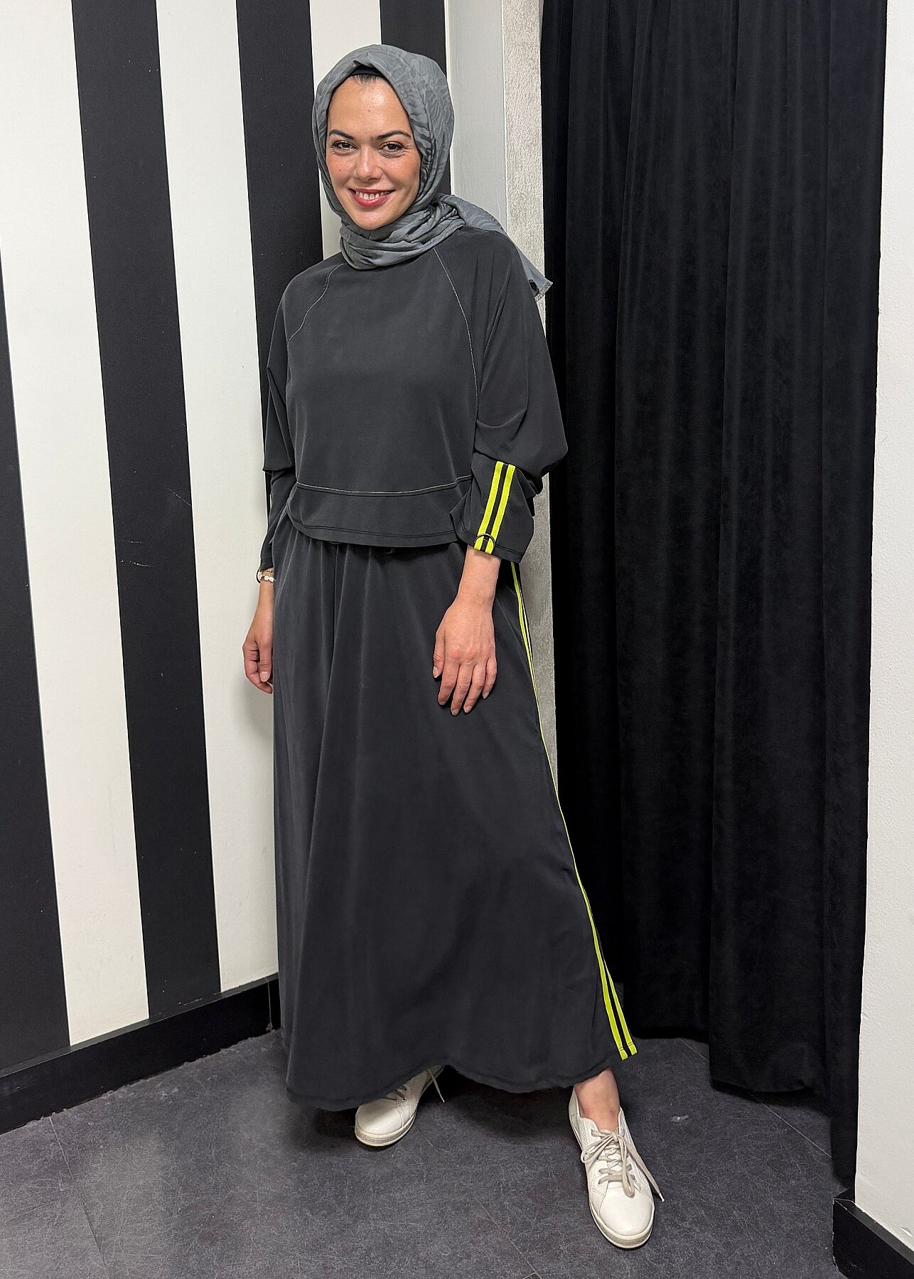 Nazlınur Collection Önü Dikiş Detaylı Şeritli Takım SİYAH - 4