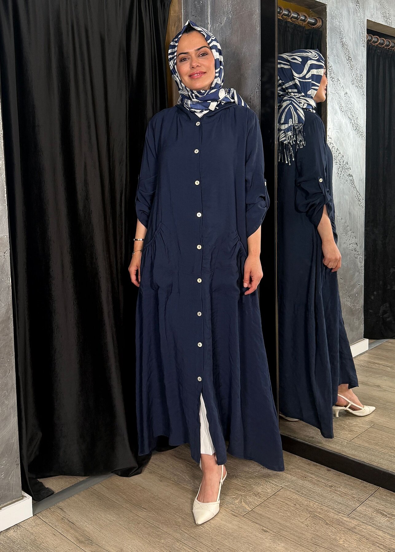 Nazlınur Collection Önü Düğmeli Kapüşonlu Kap LACİVERT - 2