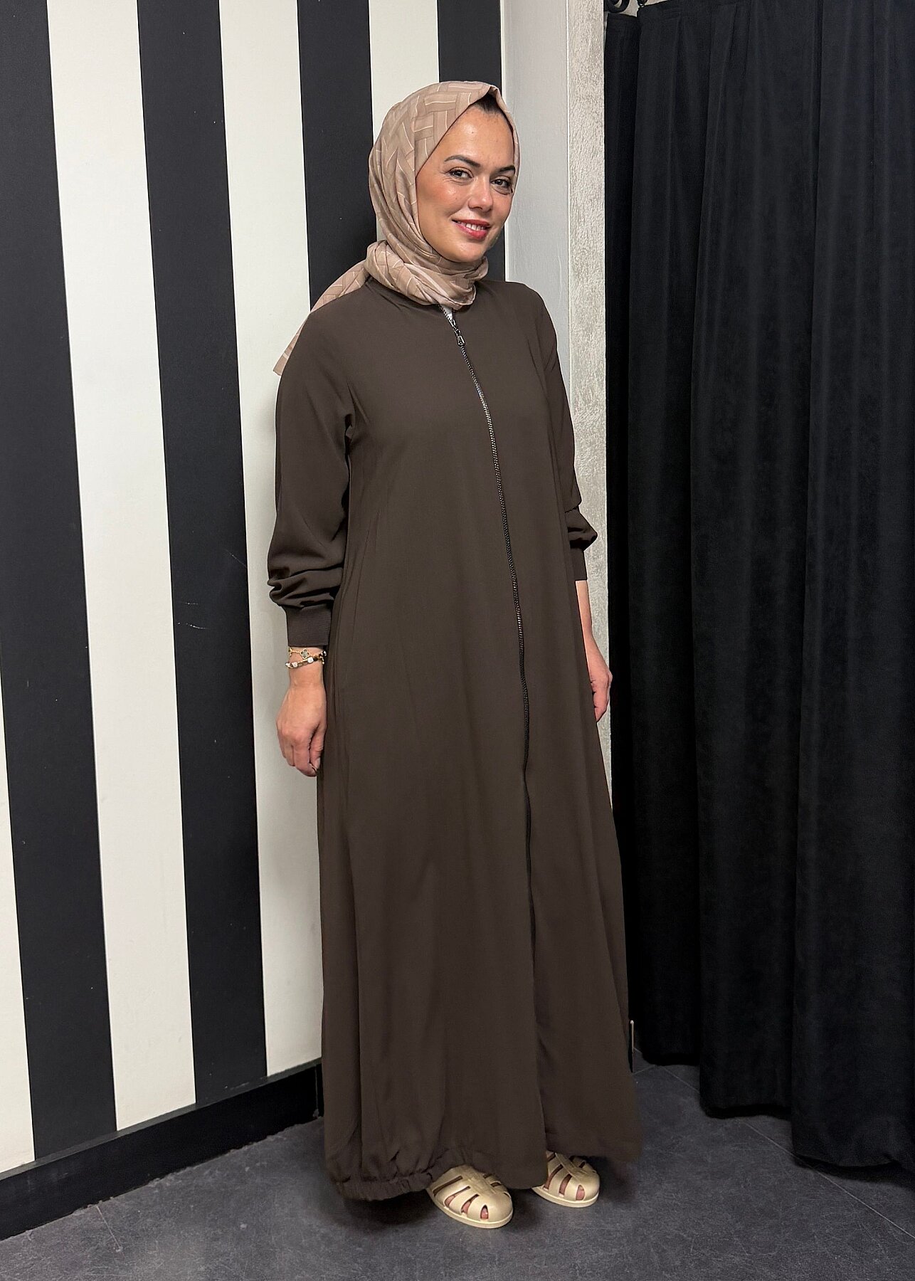 Nazlınur Collection Ribanalı Ferace Acı Kahve - 4