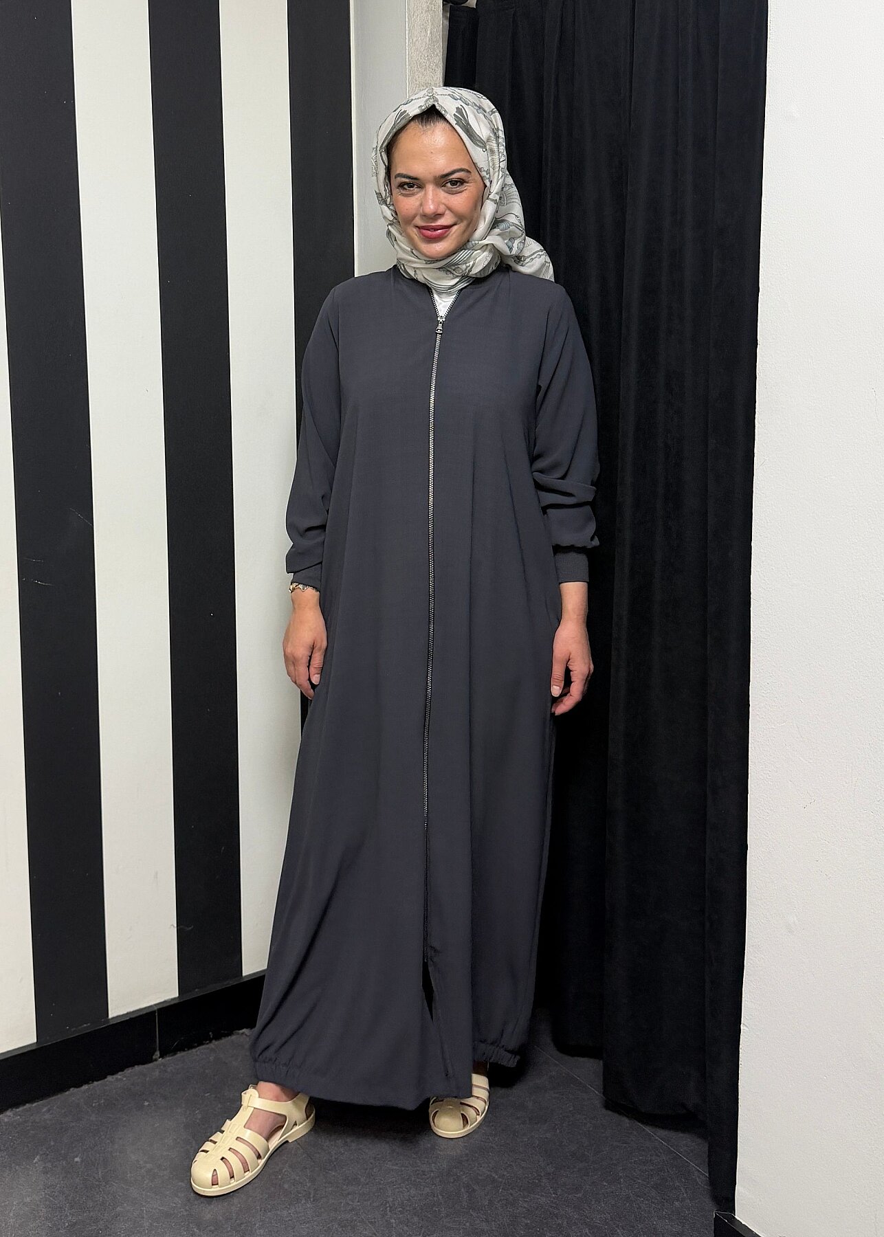 Nazlınur Collection Ribanalı Ferace FÜME - 3