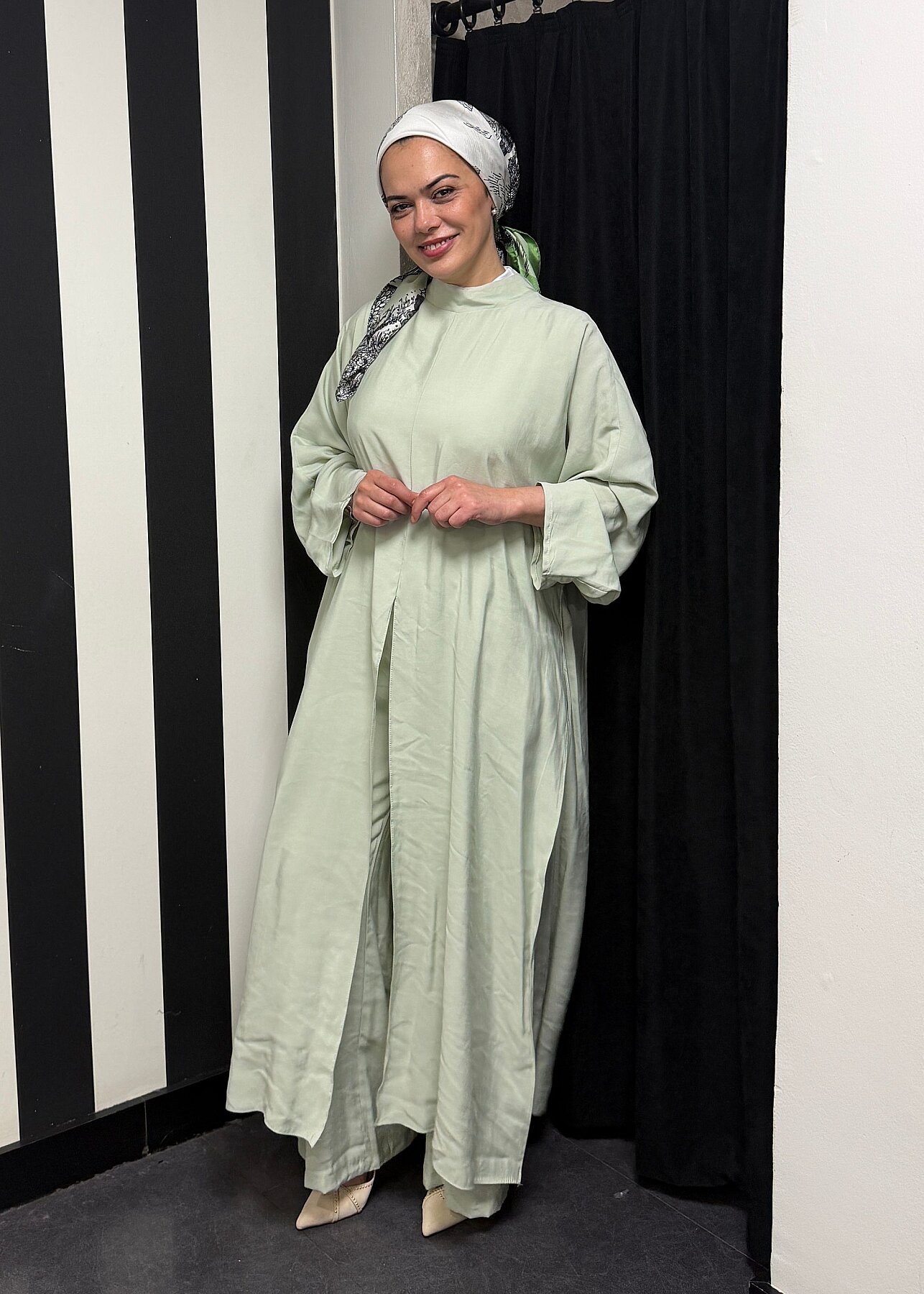 Nazlınur Collection Yanları Yırtmaçlı Fular Detaylı Pantolon Takım MİNT - 2