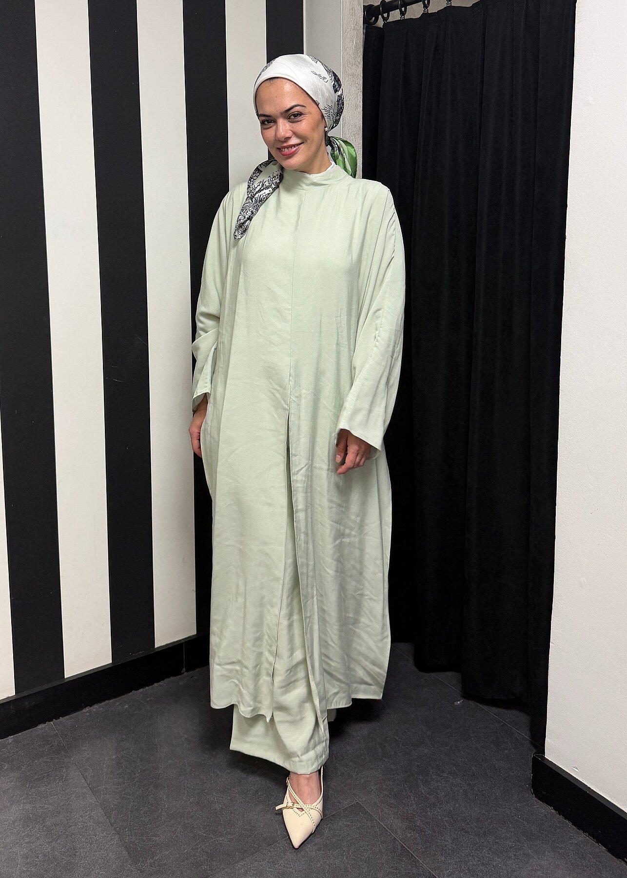 Nazlınur Collection Yanları Yırtmaçlı Fular Detaylı Pantolon Takım MİNT - 6