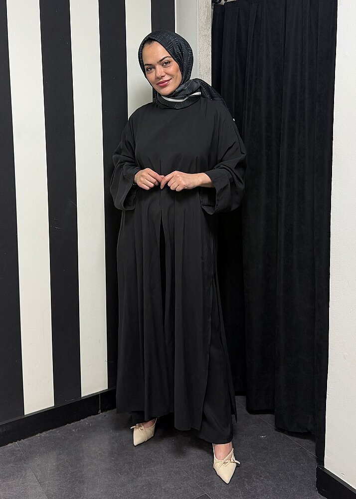 Nazlınur Collection Yanları Yırtmaçlı Fular Detaylı Pantolon Takım SİYAH