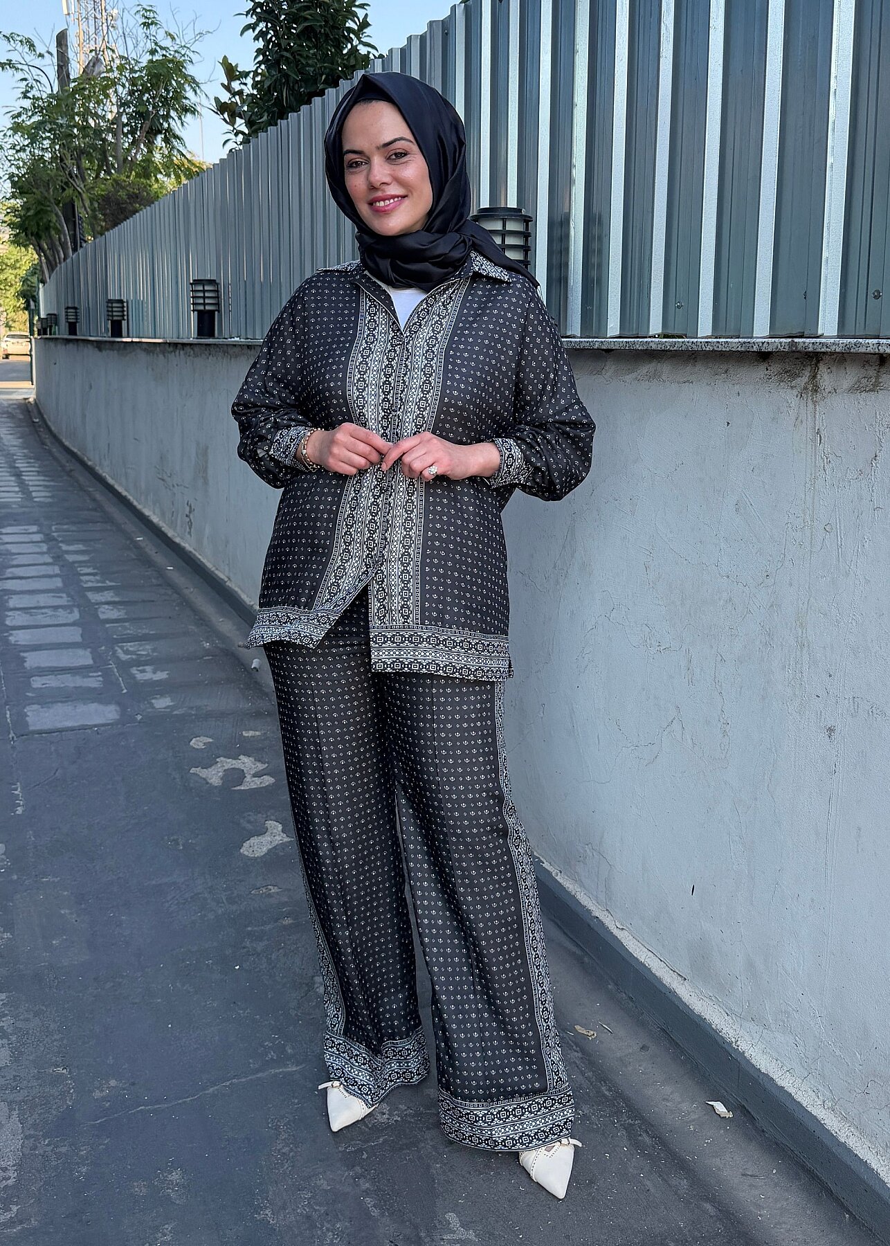 Qupra Desenli Pantolonlu Takım SİYAH - 4
